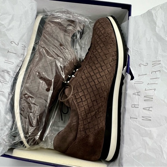 NWT Stuart Weitzman Relay Quilted Suede Sneakers Lead Brown Globe Shoes 8.5 N - Picture 7 of 13